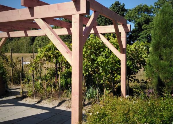 pergola drewniana